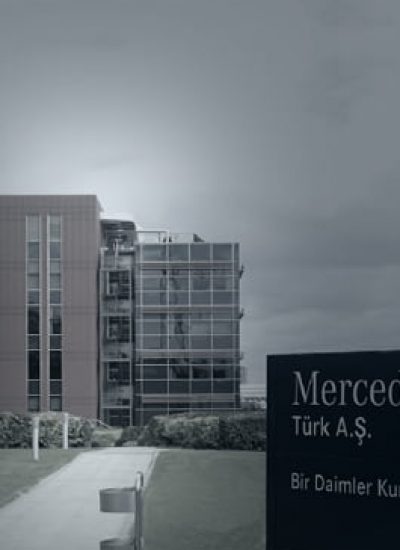 mercedens-benz